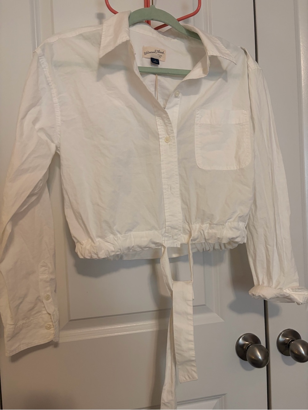 Universal Thread White Cropped Tie-Waist Button-Up Shirt